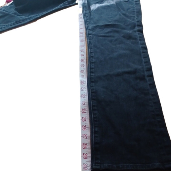 7 for all Mankind jeans. Rigby style., in black. Size 31.Great used condition. - Picture 8 of 8